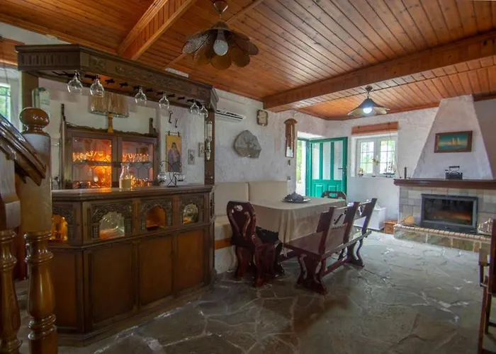 Vakantiehuis Traditional Méson Yerakaríon